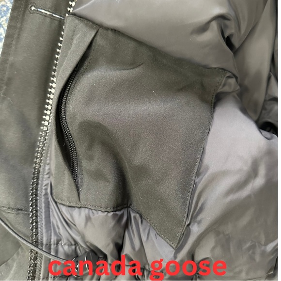 Canada Goose Women’s Rideau Parka Black Size Medium - Picture 14 of 17